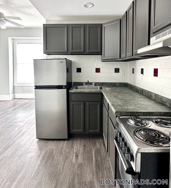 Building Photo - 50 Franklin St Unit 602