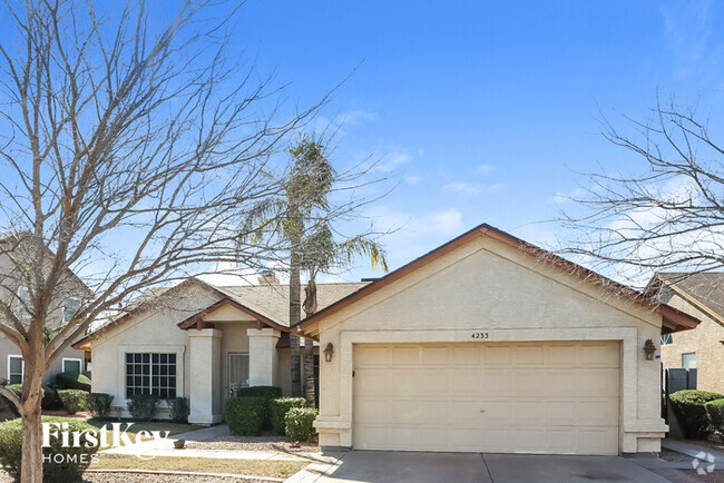 Building Photo - 4233 E Briarwood Terrace Rental