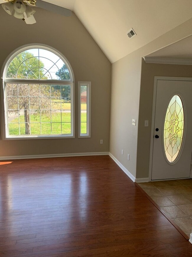 Photo - Nice Rancher in Toney