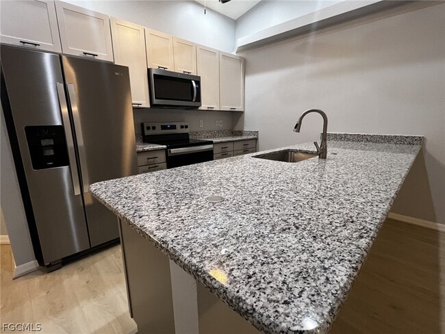 Photo - 1428 SE 24th Ave