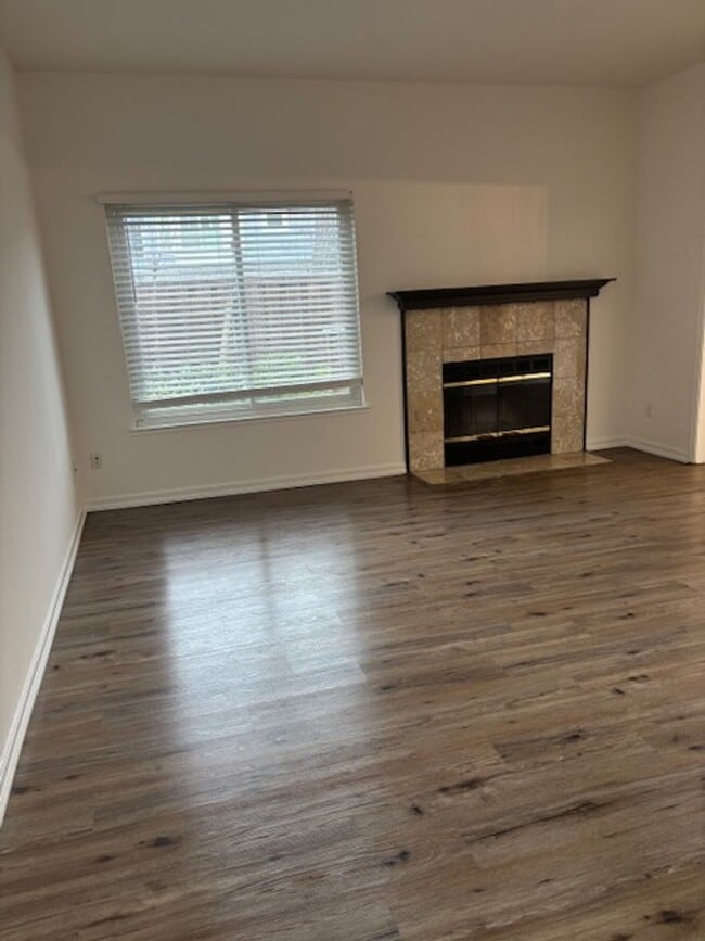 Photo - Convenient Location Walk to Downtown Pleasanton