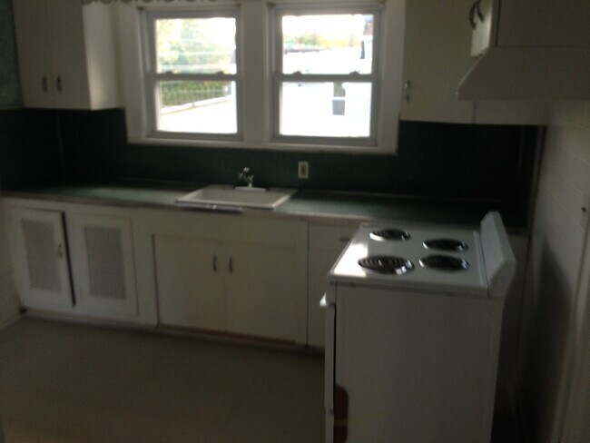 Photo - 71 Potter Ave Unit 71 1st Fl