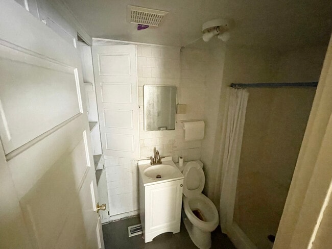 Photo - 1546 Tecumseh St