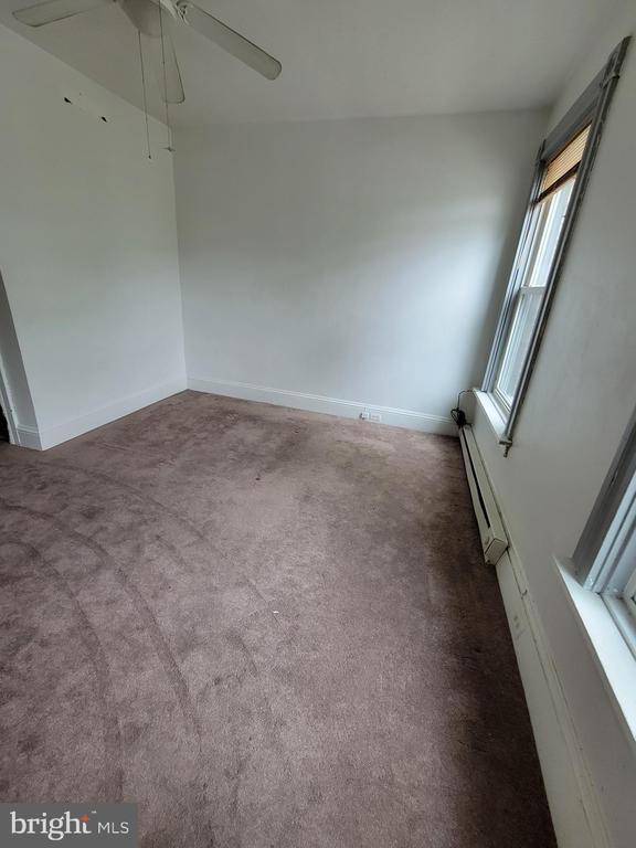 Building Photo - 541 E High St Unit 2F Rental