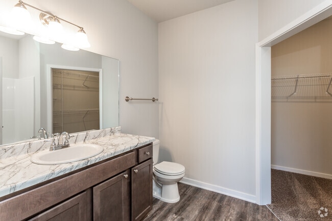 2BR - Master Bathroom