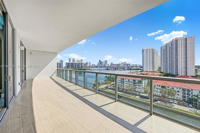 Photo - 3250 NE 188th St Unit 906