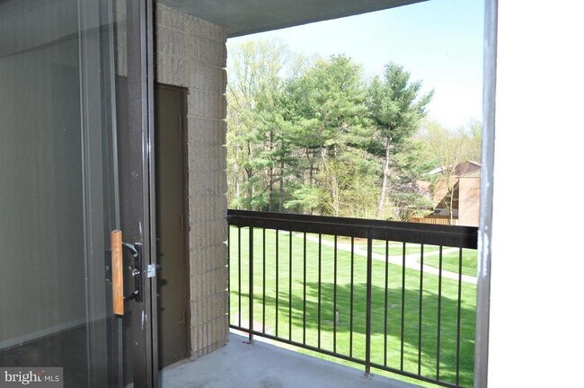6091 Majors Ln Unit 6