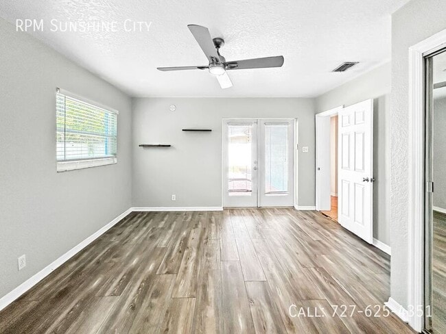 Photo - 10170 65th Ave N