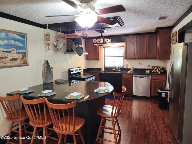 Photo - 44 Bonaventure Dr