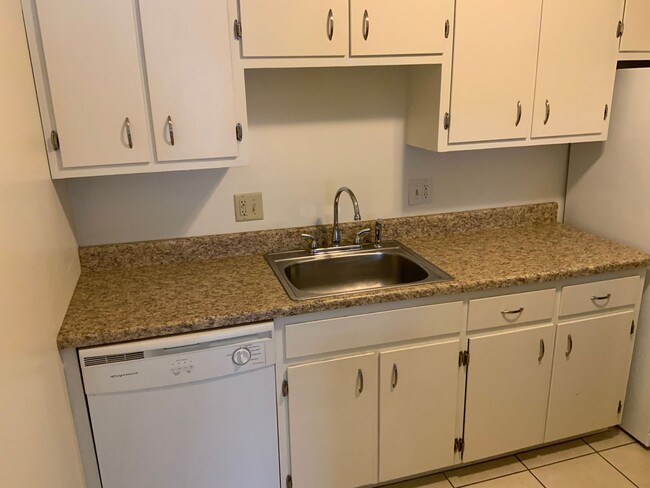 Starland Apartments