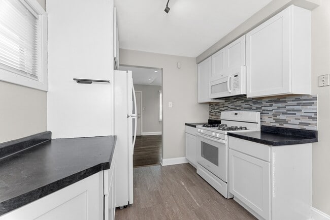 Photo - 28735 Brentwood St