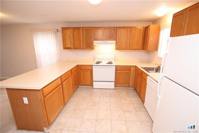 Photo - 2 Mulberry Ln Unit 2