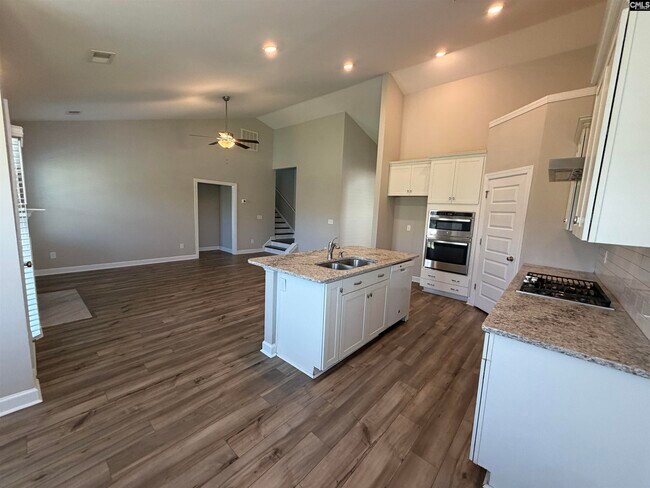 764 Ruskin Dr