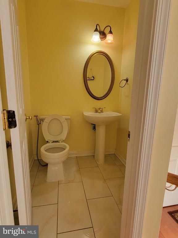 Photo - 6203 Abbottsbury Row