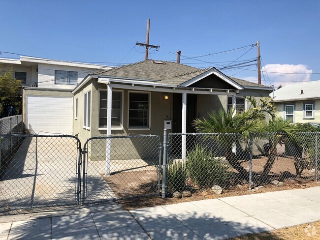 Building Photo - North Park Single Family Home with 1 Bedro...