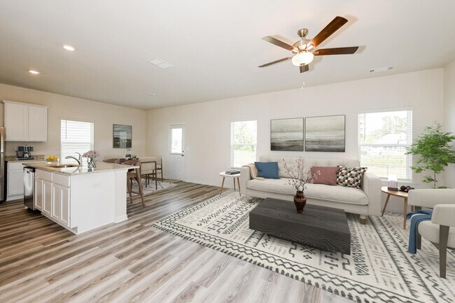 Photo - 267 Limestone Cir