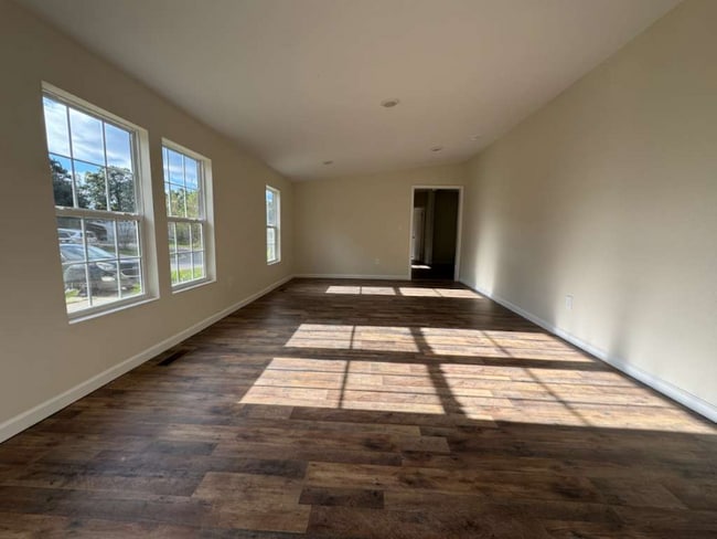 Photo - 1745 Bridgewater Dr