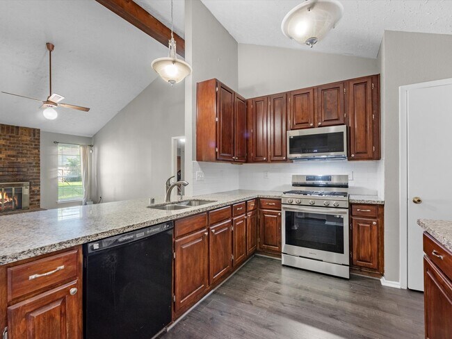 Photo - 4202 W Peachfield Cir