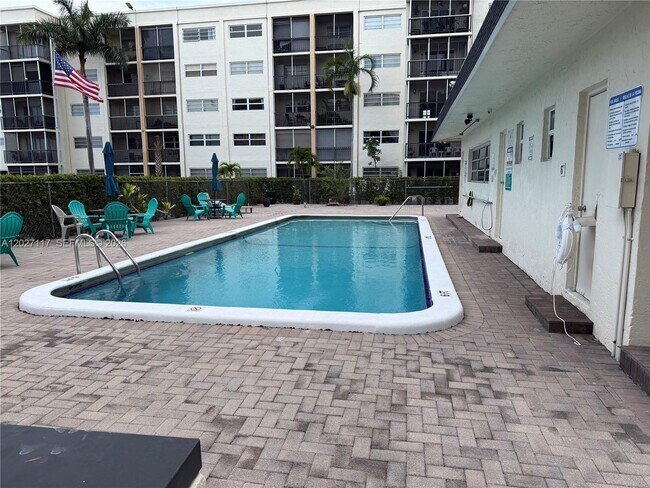 Photo - 220 SW 9th Ave Unit 219