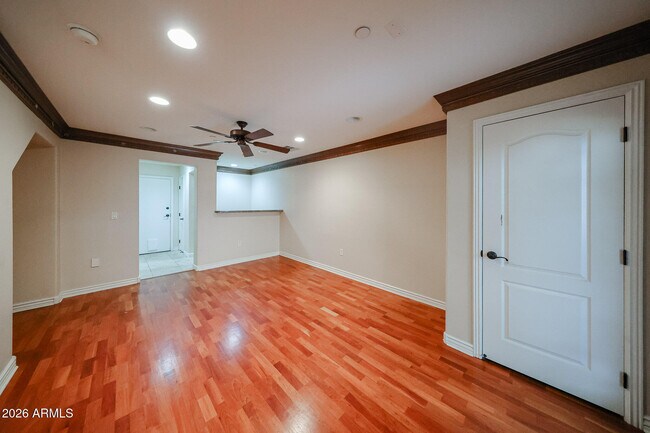 Photo - 2434 E Roma Ave