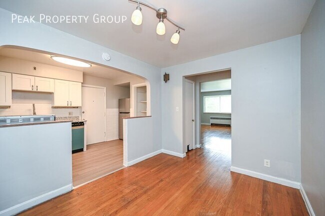 Photo - 203 Loraine Ave Unit 4