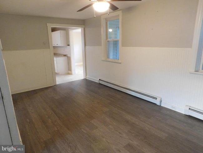 Photo - 1057 S River Rd