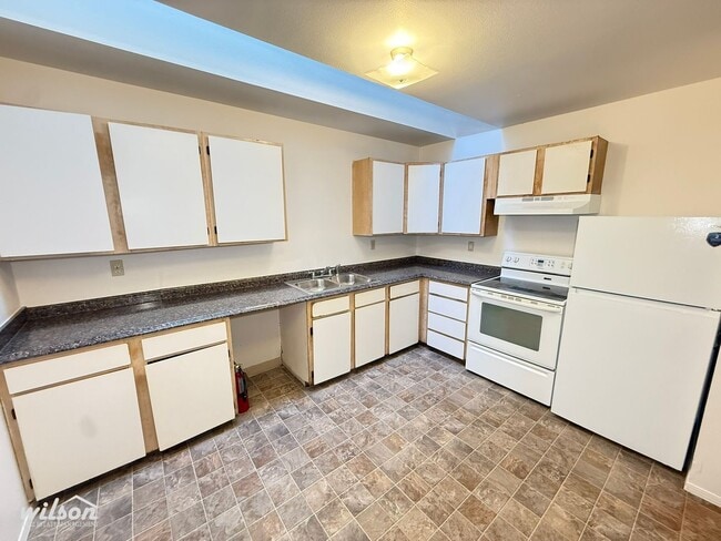 Photo - 406 N 8th St Unidad 2