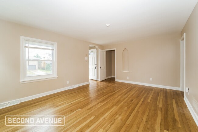 Photo - 1413 James St