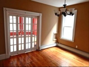 Building Photo - 16 Fisher Ave Unit #3