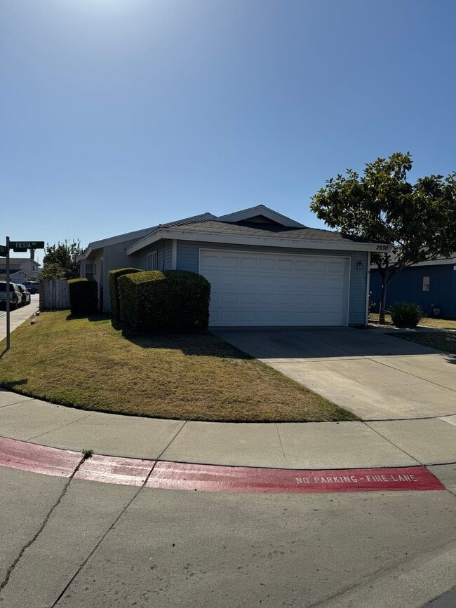 3 Bedroom 2 Bathroom Home in Santa Maria - 3 Bedroom 2 Bathroom Home in Santa Maria