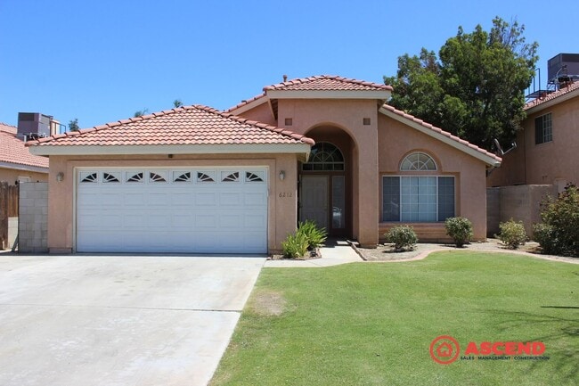 Building Photo - Beautiful 3 Bedroom Home Off Gosford!