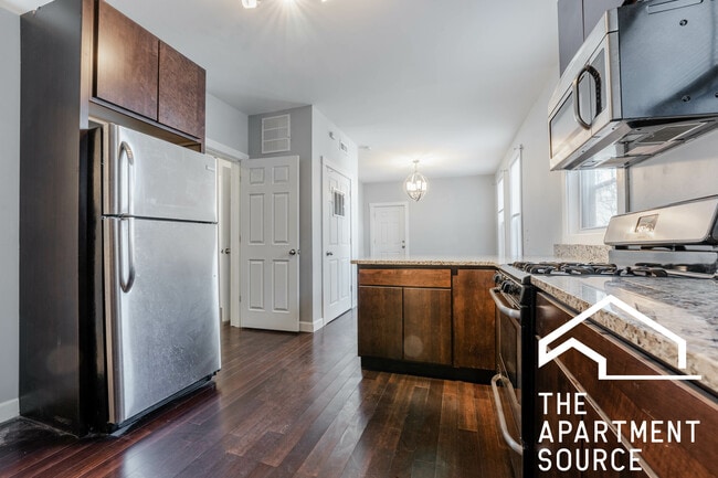 Photo - 2968 N Ridgeway Ave Unit 2R