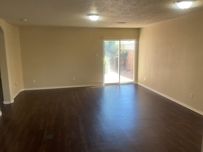 Photo - 3744 Lonesome Ridge St NE