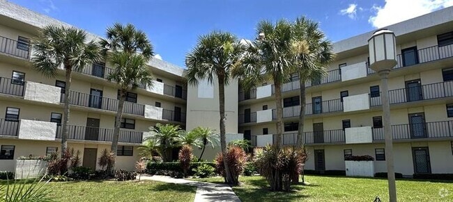 Building Photo - 2440 DC Country Club Boulevard Unit 304-C Rental