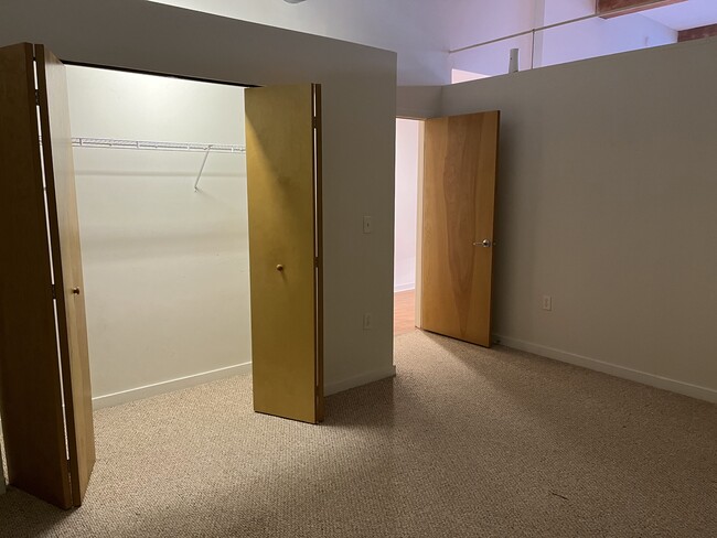 Photo - 160 Fremont St