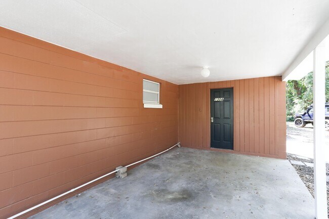 Photo - Altaloma Ave Unit 1308 Altaloma Ave