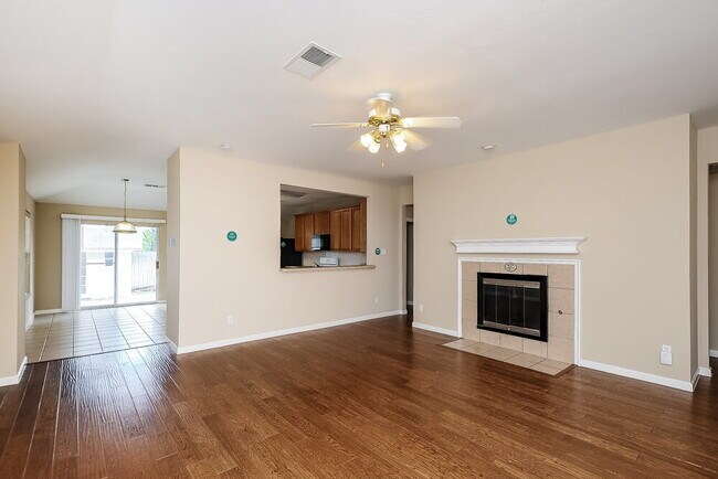 Photo - 2908 Bourbon St