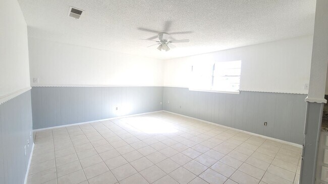 Photo - 1613 38th St Unidad B