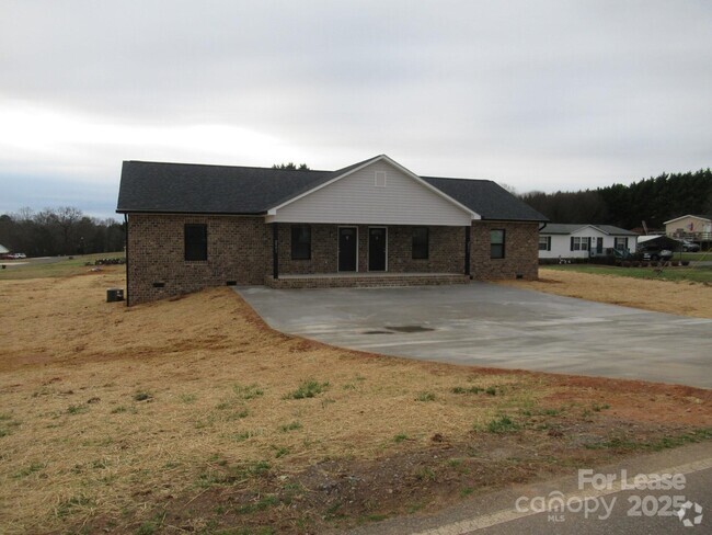 Building Photo - 2977 Gaston Webbs Chapel Rd Rental