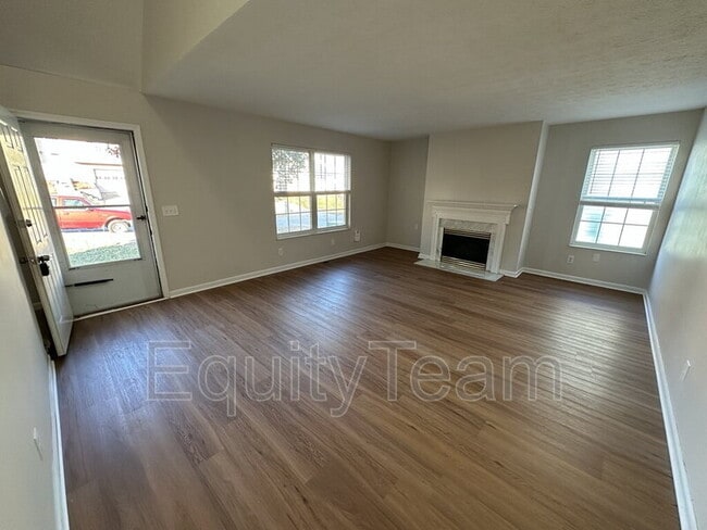 Photo - 1015 Venetian Terrace