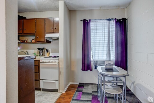 Studio - 400SF