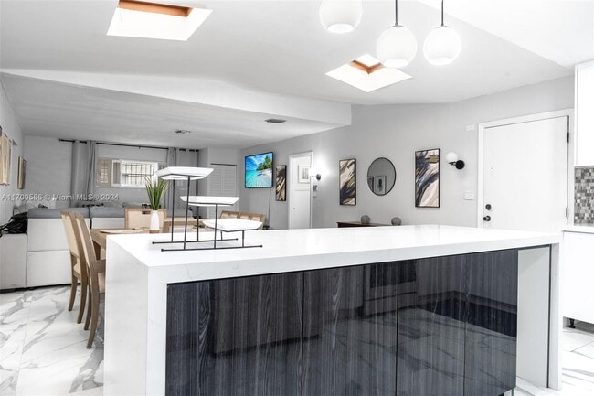 Photo - 18525 NW 39th Ave