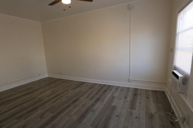 Photo - 919 S. Manhattan Pl