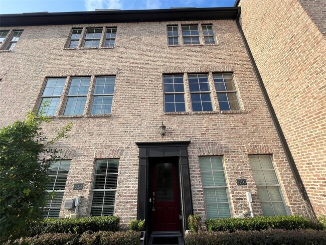 Photo - 616 Delano St