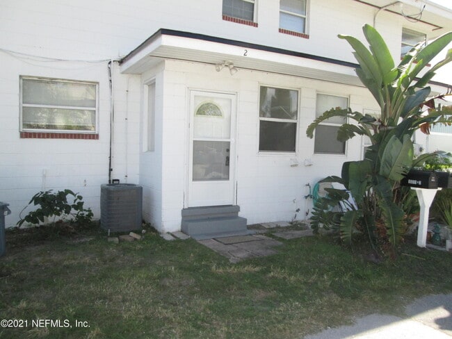 Building Photo - 1311 4th St N Rental