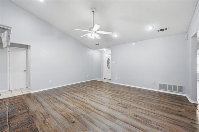 6421 Fairview Dr