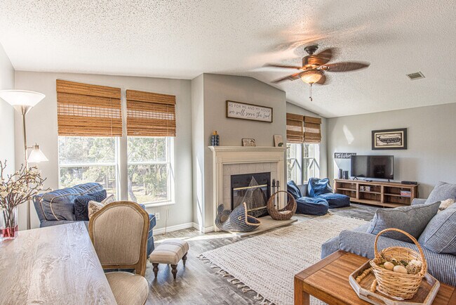 2275 S Hunt Point Unit SI ID1049738P