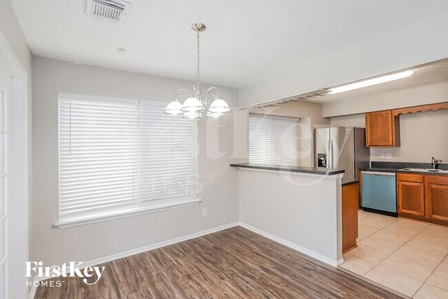 Photo - 3007 Becket St