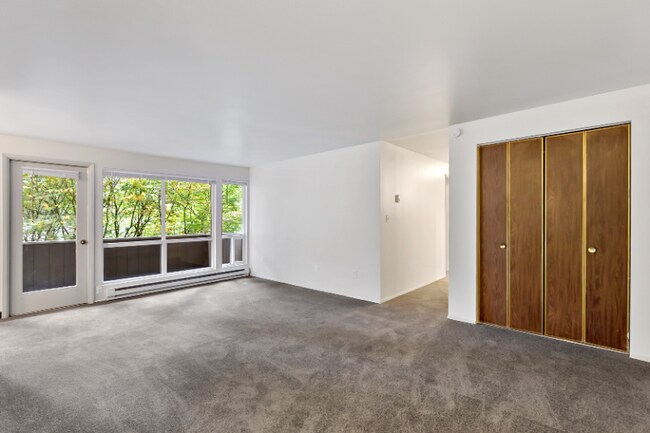 Photo - 12520 Roosevelt Way NE Unit 403