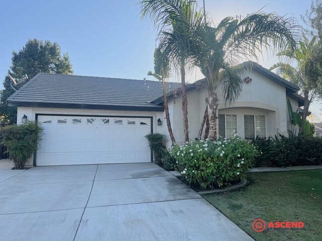 Building Photo - Stunning 4 Bedroom Home In Rosedale!